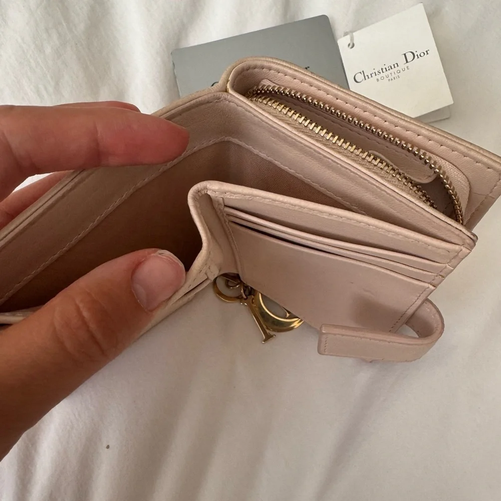 CHRISTIAN DIOR Lambskin Cannage Lady Dior Eden Wallet Light Pink